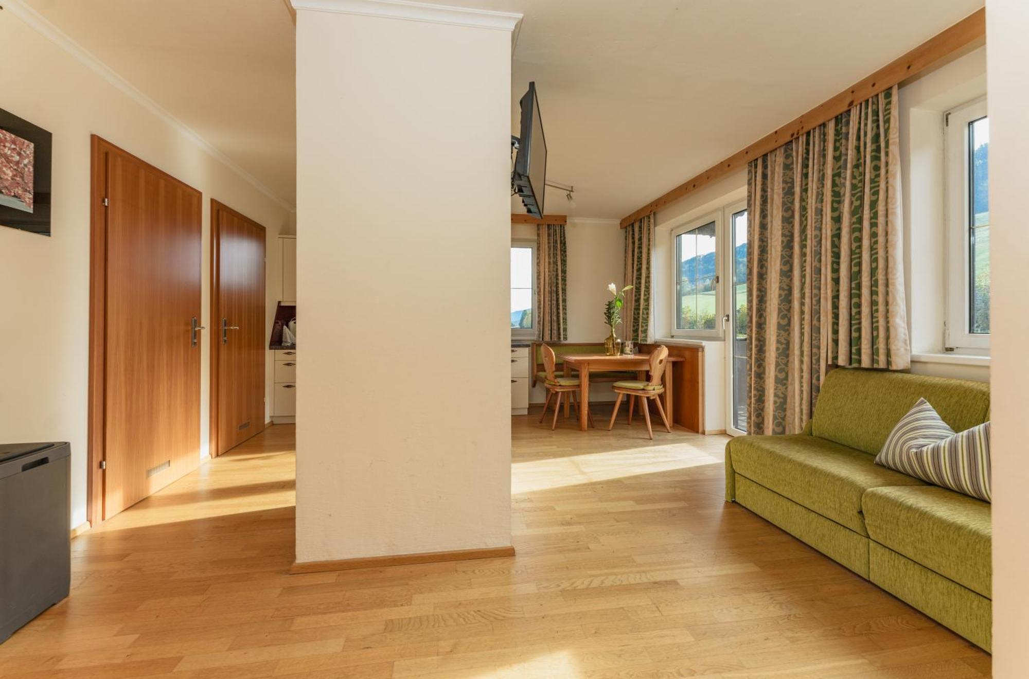 Stoegergut By Schladming-Appartements Værelse billede